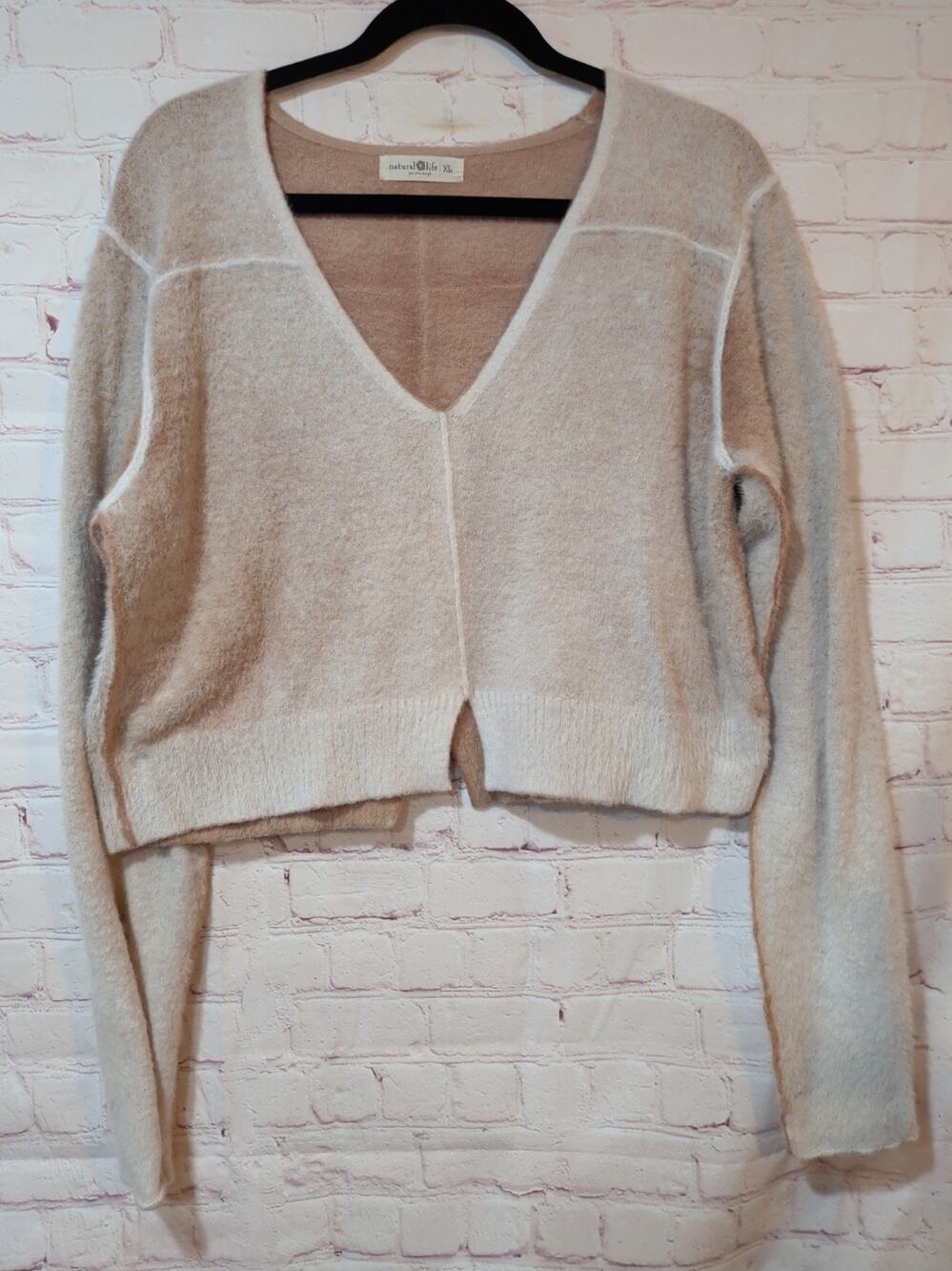 Natural Life Fuzzy Knit Exposed Seam Sz XL V-Neck Pullover Sweater Oatmeal Tan - Picture 1 of 14